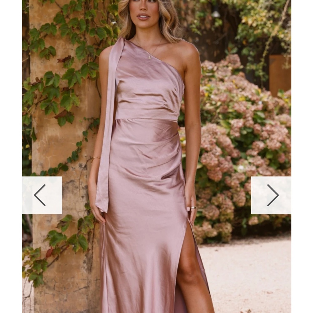 Elegant One-Shoulder Satin Wedding Dress in Dusty Rose